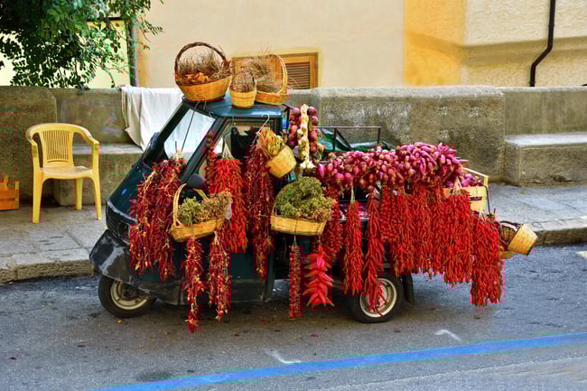 Ape car with peperoncini Calabria Chef Bike Tour Tourissimo